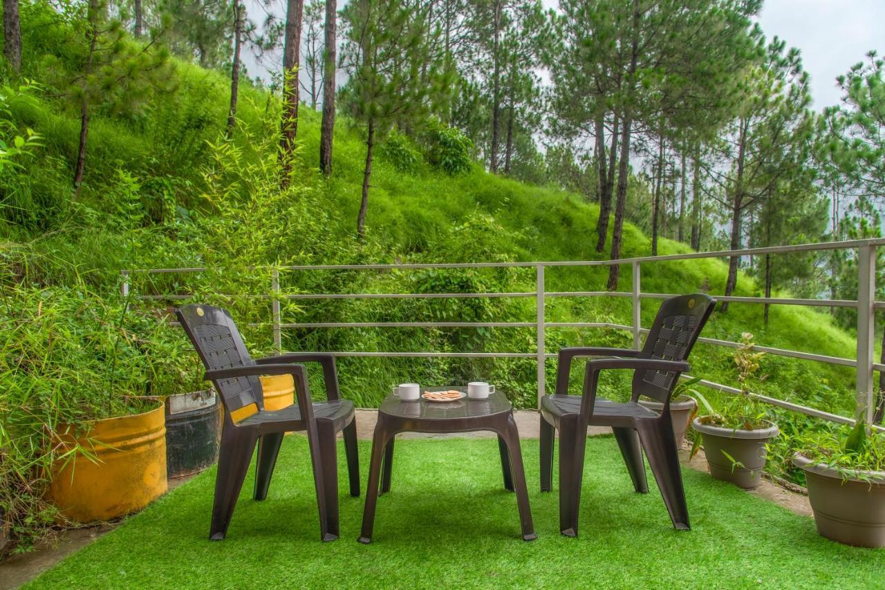 Hillcrest Heights Panzió Kasauli Kültér fotó