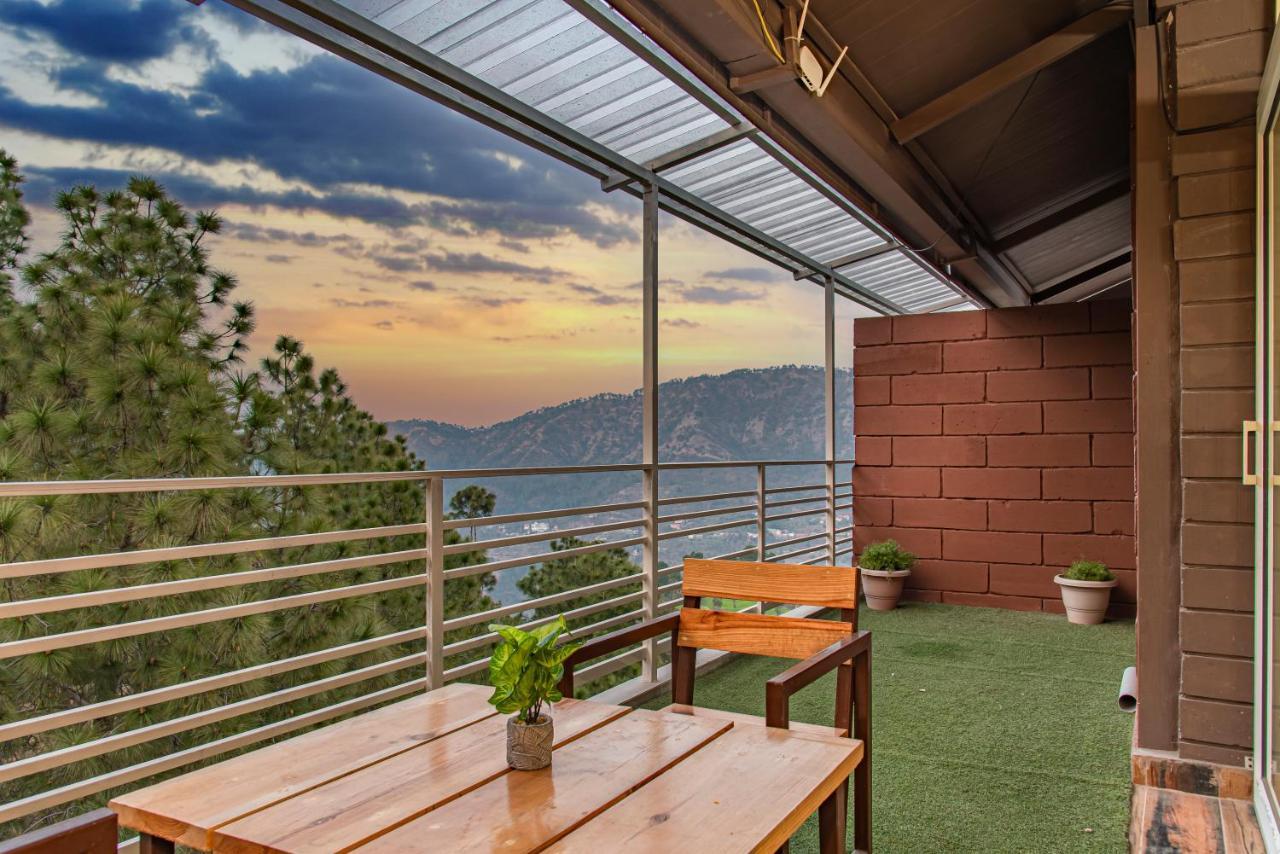 Hillcrest Heights Panzió Kasauli Kültér fotó