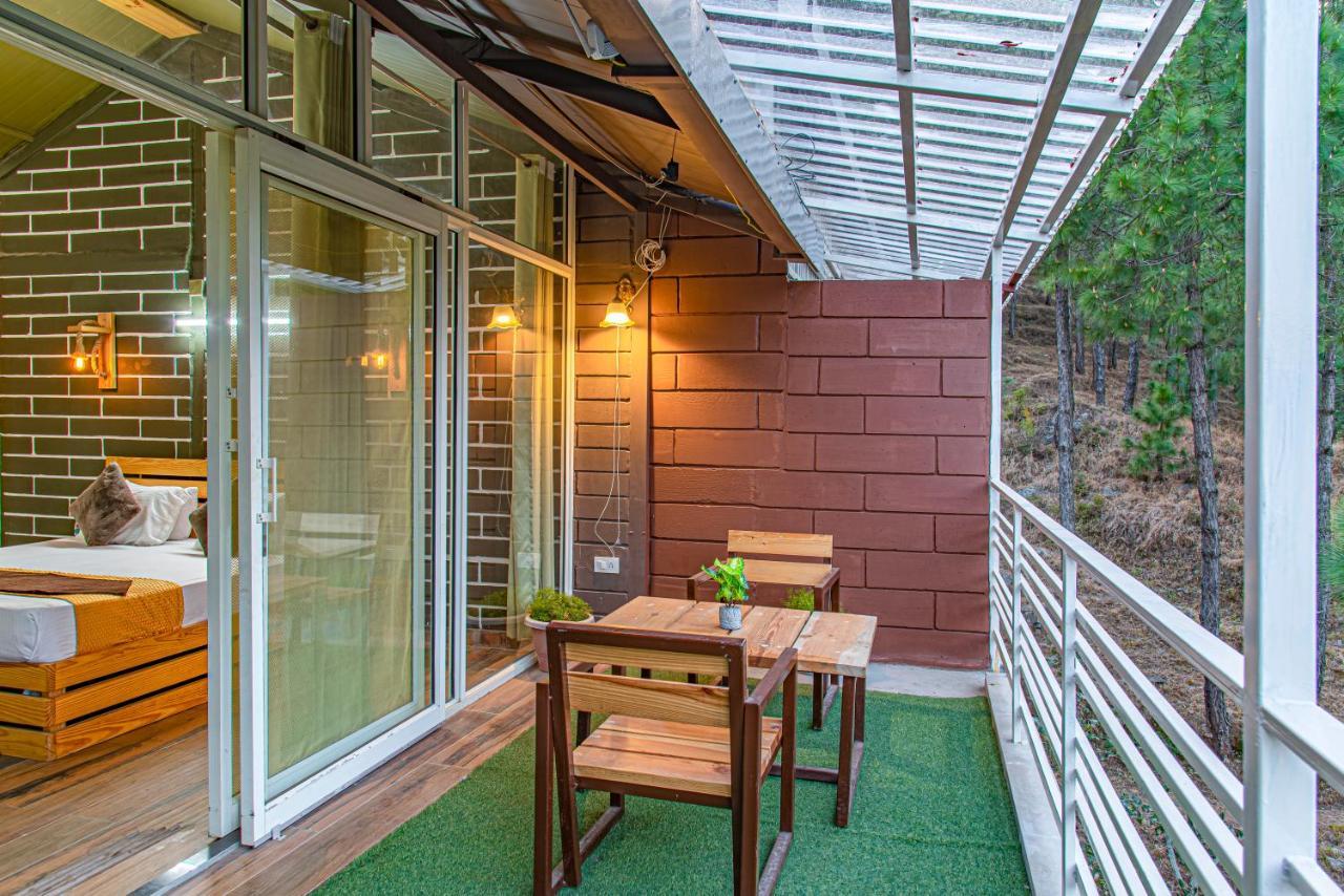 Hillcrest Heights Panzió Kasauli Kültér fotó