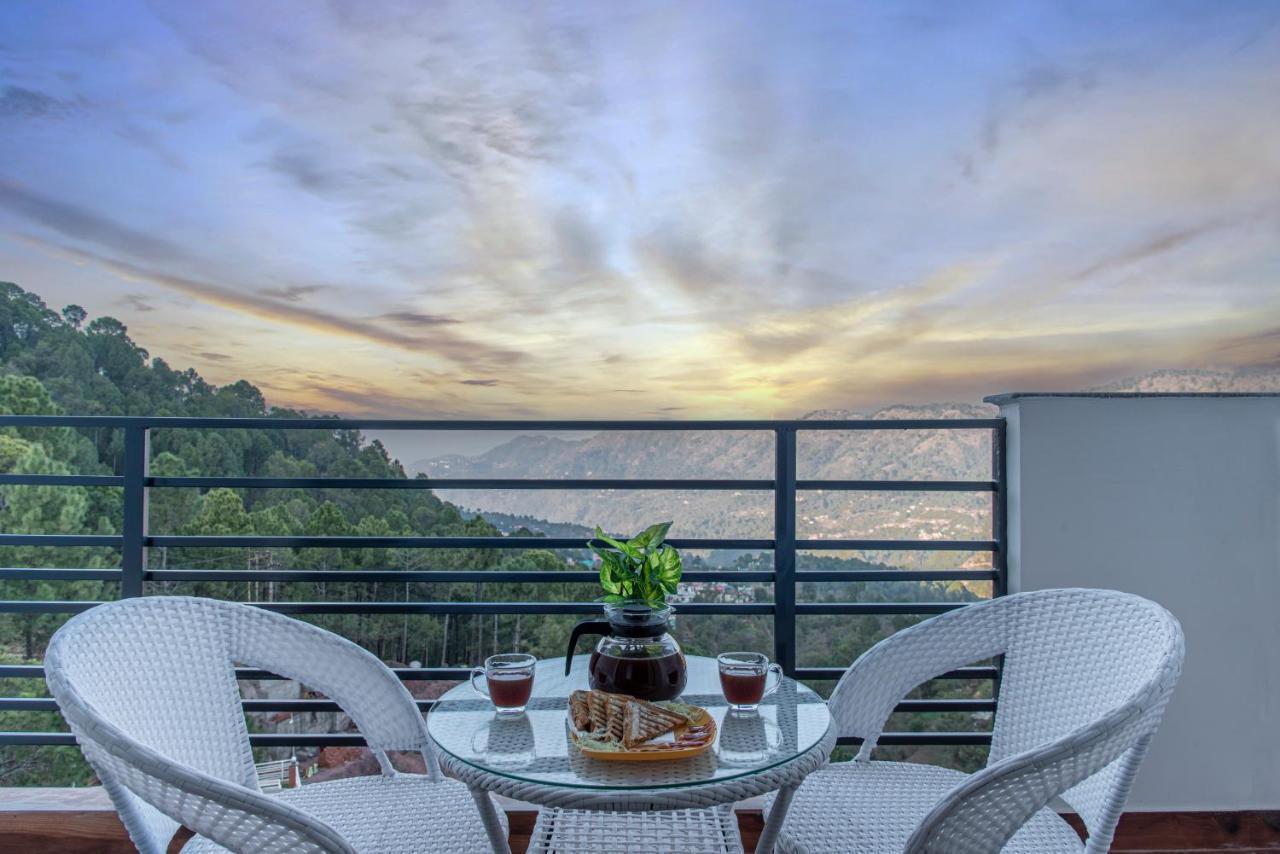 Hillcrest Heights Panzió Kasauli Kültér fotó