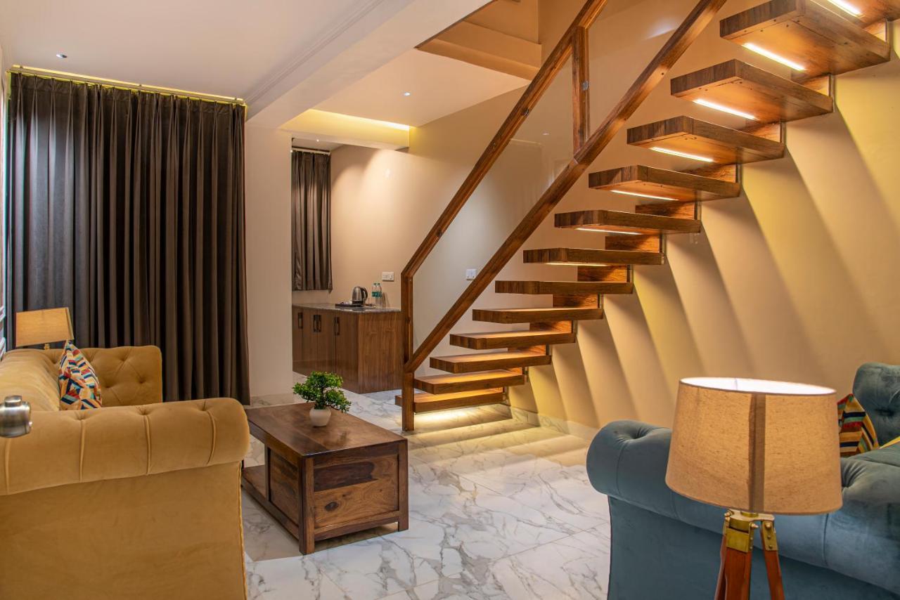Hillcrest Heights Panzió Kasauli Kültér fotó