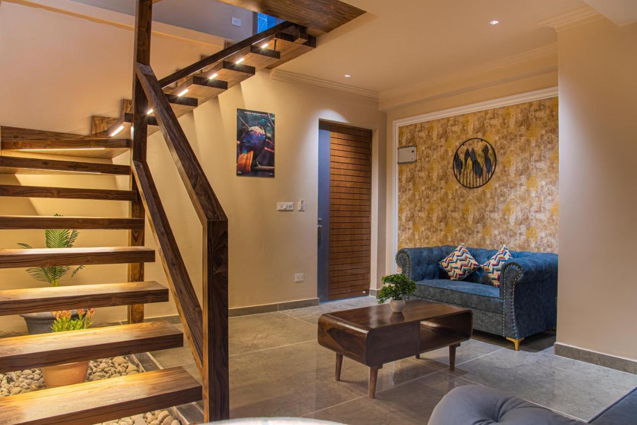 Hillcrest Heights Panzió Kasauli Kültér fotó