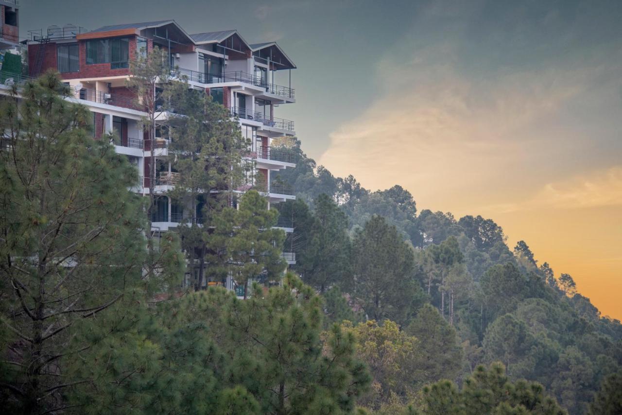Hillcrest Heights Panzió Kasauli Kültér fotó